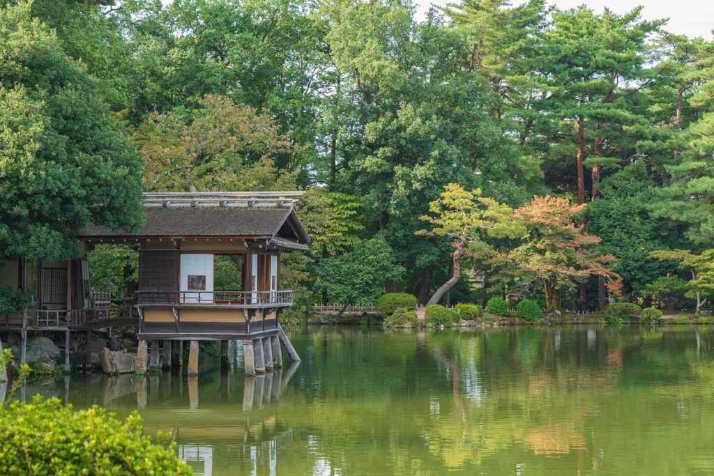 京都と金沢の女子旅を比較する際のおすすめポイントは？